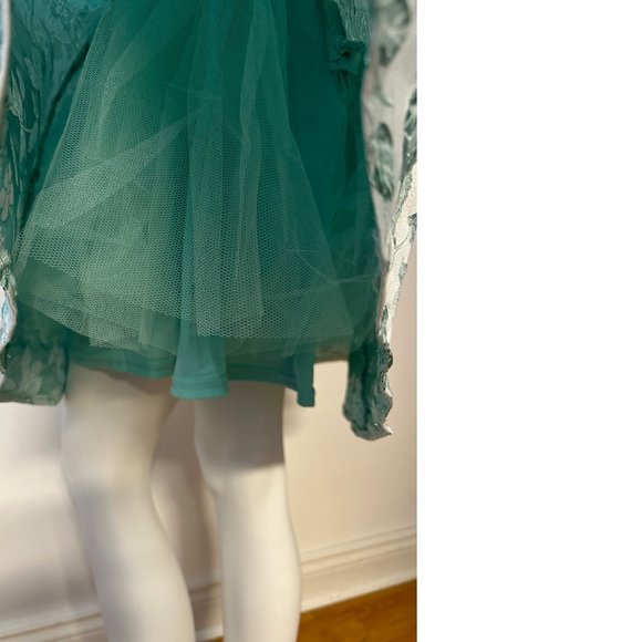 NWT Le Chateau V-neck Spaghetti Strap Fit Flare Jacquard Floral Foil Mini dress - Picture 9 of 9